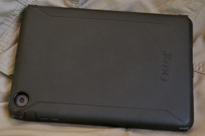 otterbox-defender-ipad-mini-back